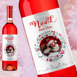 Bouteille de vin rosé Bordeaux avec une étiquette personnalisée pour Noël