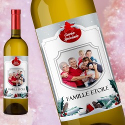 Bouteille de vin blanc Bordeaux avec une étiquette personnalisée pour Noël