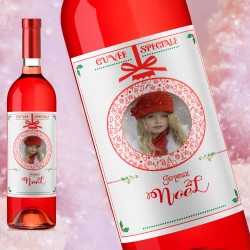 Bouteille de vin rosé Bordeaux avec une étiquette personnalisée pour Noël